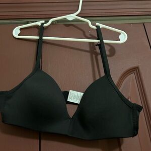 Black wire free Bra from Maidenformm